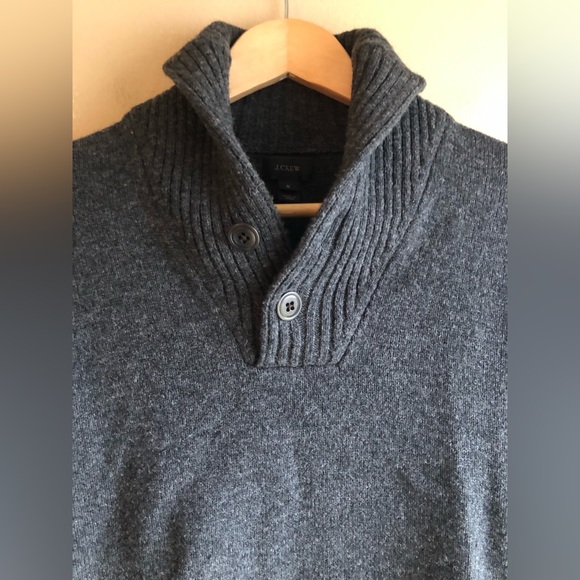 J.Crew Men’s Gray 100% Lambs Wool Long Sleeve Sweater Size Small - Picture 2 of 9